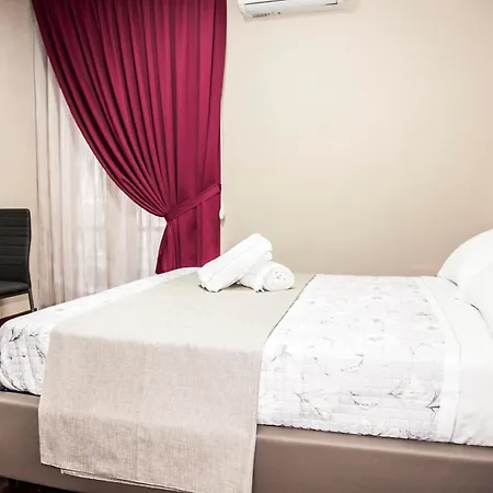 Guest house Royal Poerio 53 Naples